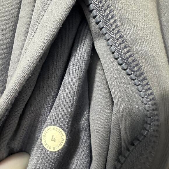 Light blue lululemon define jacket - Picture 4 of 4